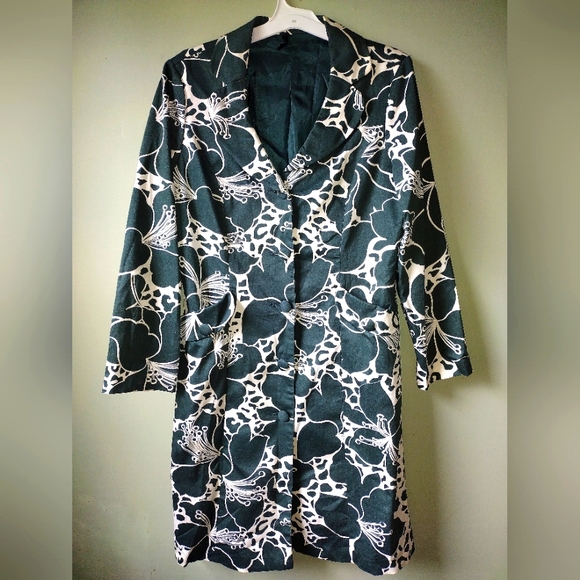 LIKE NEW Laris Knee-Length Floral Blazer Jacket - Picture 2 of 8